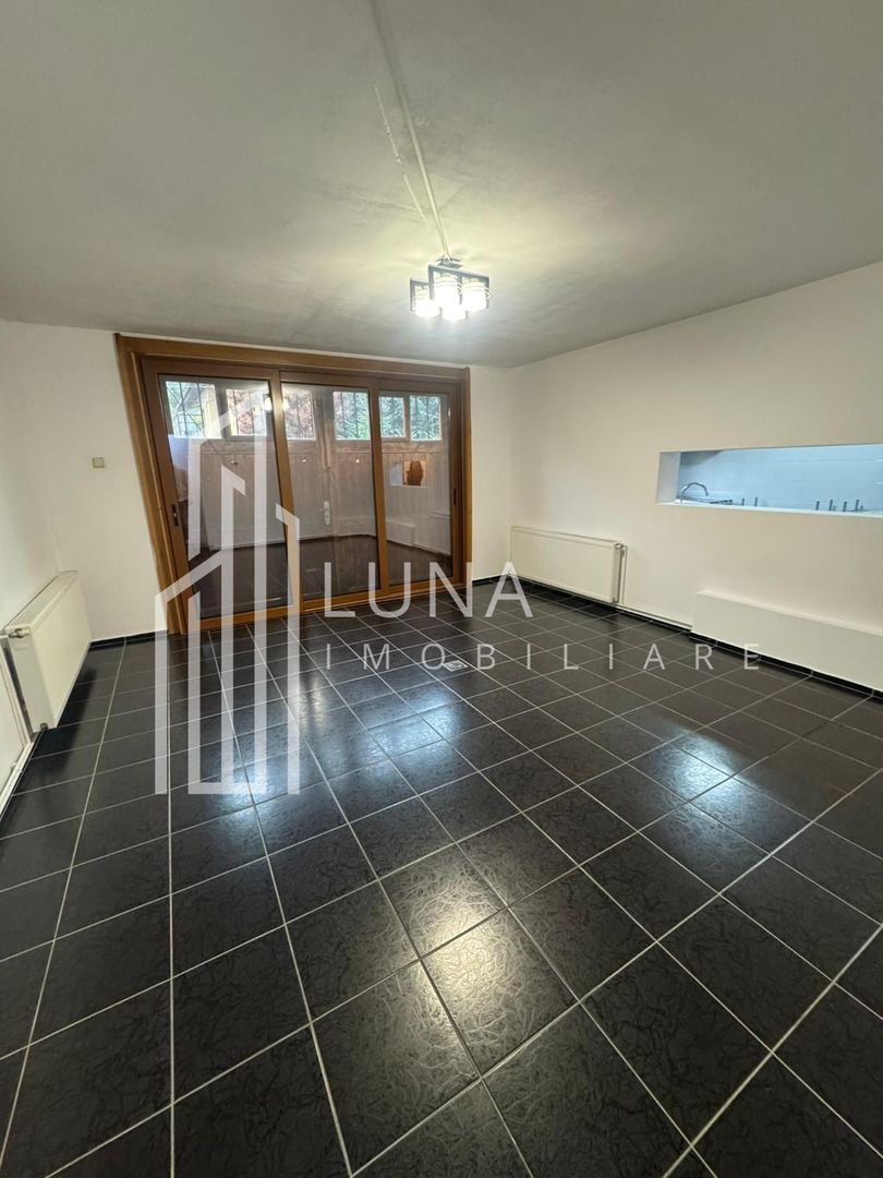 De inchiriat vila cu priveliste spectaculoasa - ideal spatiu comercial - Poză 14