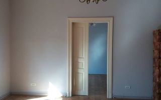 4 cam Colegiul Banatean - Poză 5