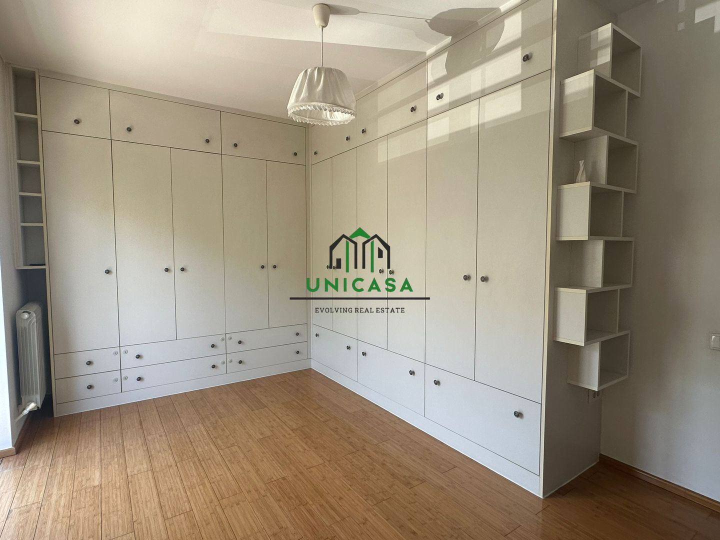 Apartament de inchiriat - 3 camere - Zona Nord - Poză 9
