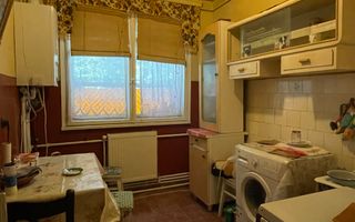 De vanzare apartament cu 3 camere semi. in Galati, Centru, etaj 4 - Poză 1