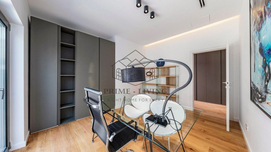 VILA CU 5 DORMITOARE + BIROU LA INCHIRIERE LANGA BRITISH SCHOOL - Poză 17