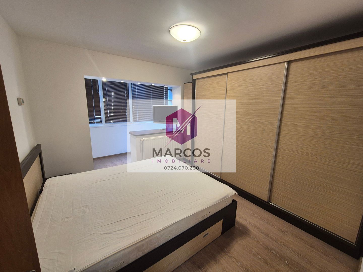 Închiriez apartament 2 camere Micro 4 - Poză 2