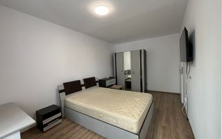 Garsoniera 30 mp, centrala proprie, balcon, zona UMF - Poză 3