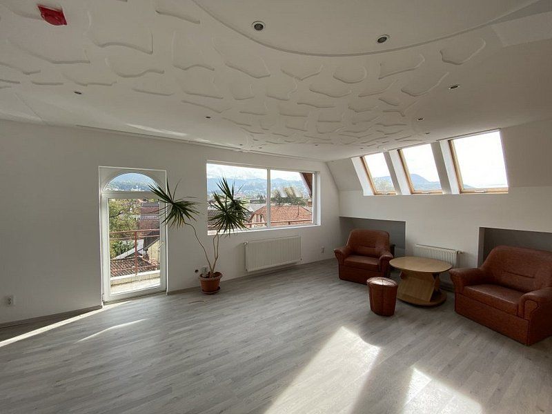 Casa P+2+M de inchiriat in zona Blumana - Brasov - Poză 12