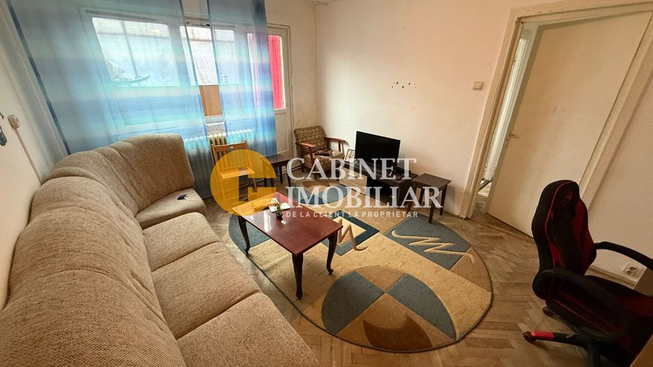 Apartament 2 Camere - Semidecomandat - Zona Podu Ros - Poză 1