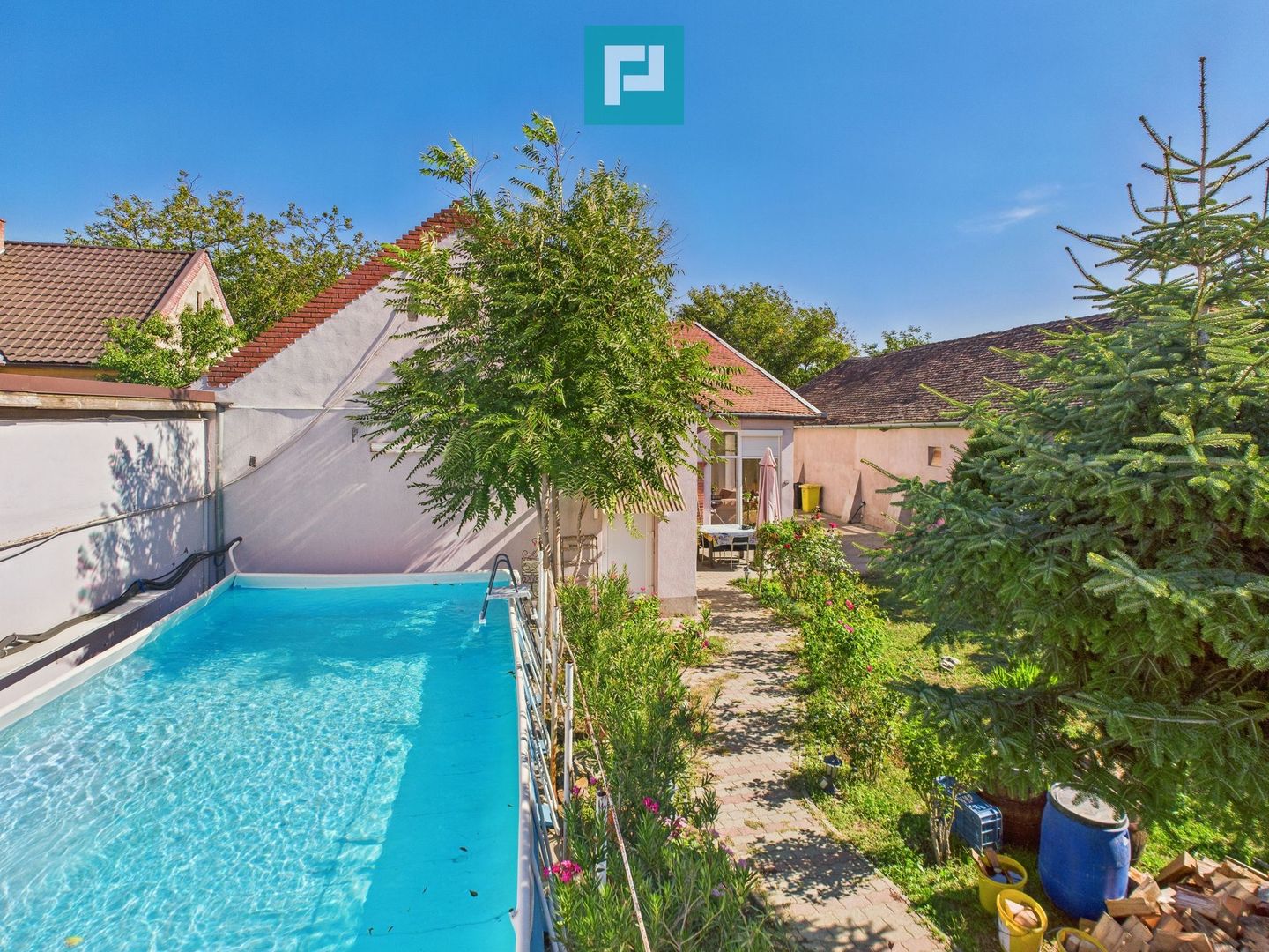 Casă cu piscină și teren generos, Sântana - Poză 30