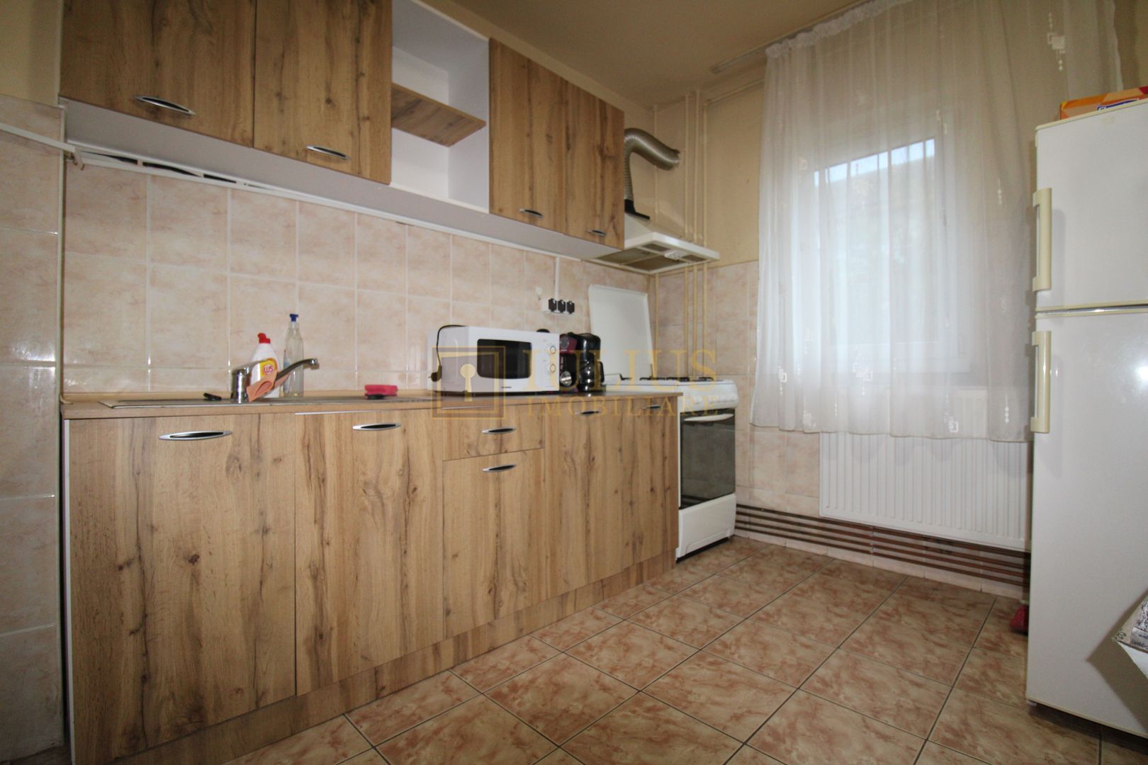 Zona Simion Barnutiu, 2 camere, centrala proprie. - Poză 11