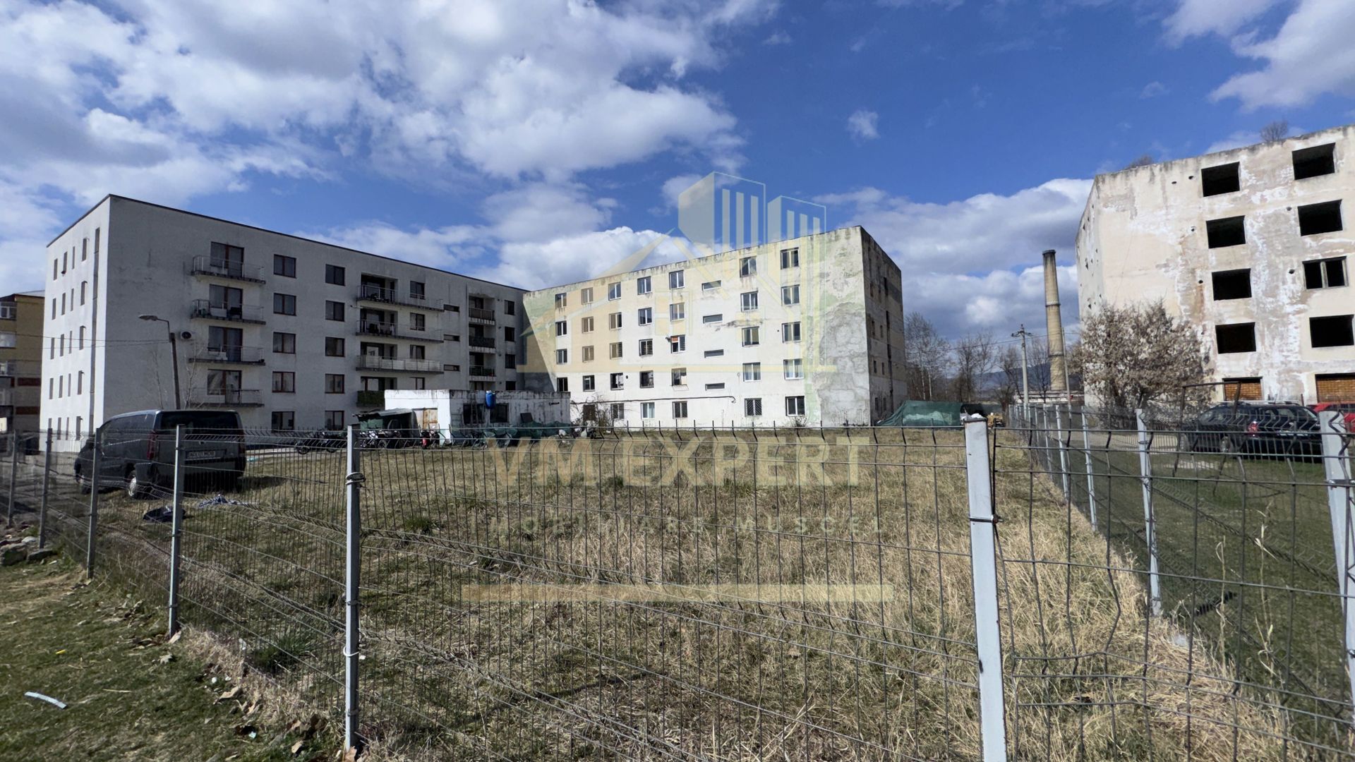 BLOC DE GARSONIERE P+4 SUPRAFAȚĂ UTILĂ 2135MP TEREN 2967 MP CĂMPULUNG - Poză 34