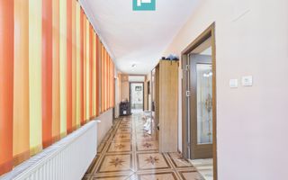 Casă individuală spațioasă în Jimbolia - Poză 7