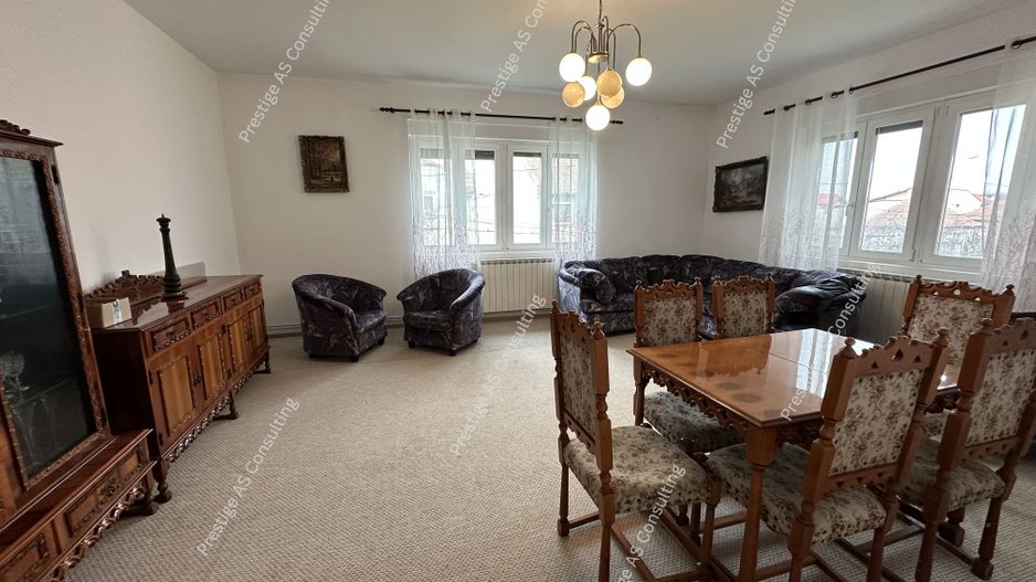 Apartament 3 camere Etaj 1 | Zona Crisan - Poză 1