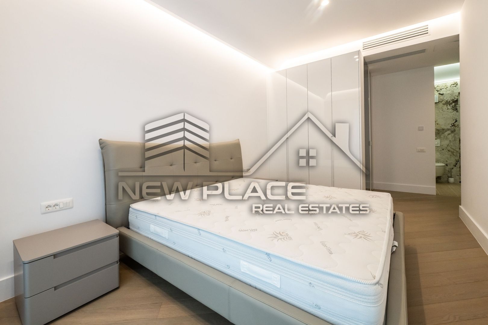 CORTINA 126 | Apartament exclusivist | Terasa 26 mp | View liber | ULTRA LUX - Poză 19