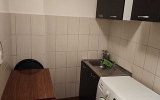 Închiriere 🏡 Garsonieră, 300 m de Facultatea de Construcții-Teiul Doamnei - Poză 2