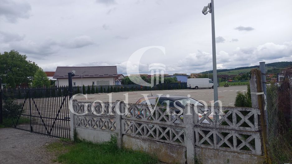 De vanzare teren intravilan suprafata  de 10.050 mp in Loc Targu Mures - Poză 4