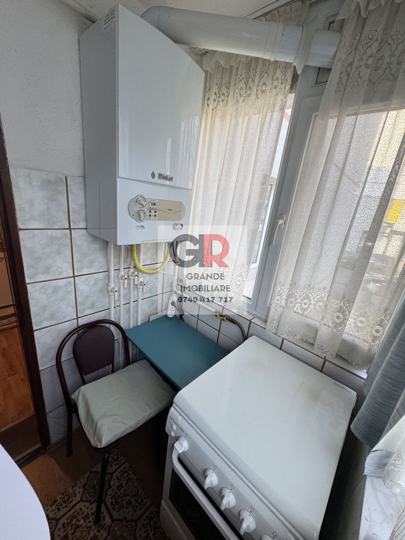 Apartament 3 camere, parter, cartier E3, centrala pe gaz - Poză 9