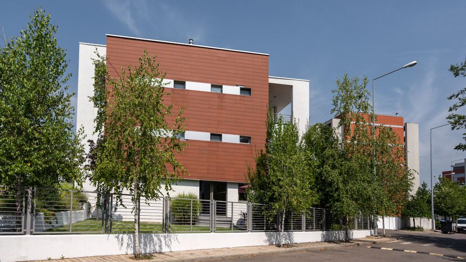 COMISION 0% - Vila eleganta P+2E 380 mp utili, teren 470mp, lac propriu + ponton - Poză 4