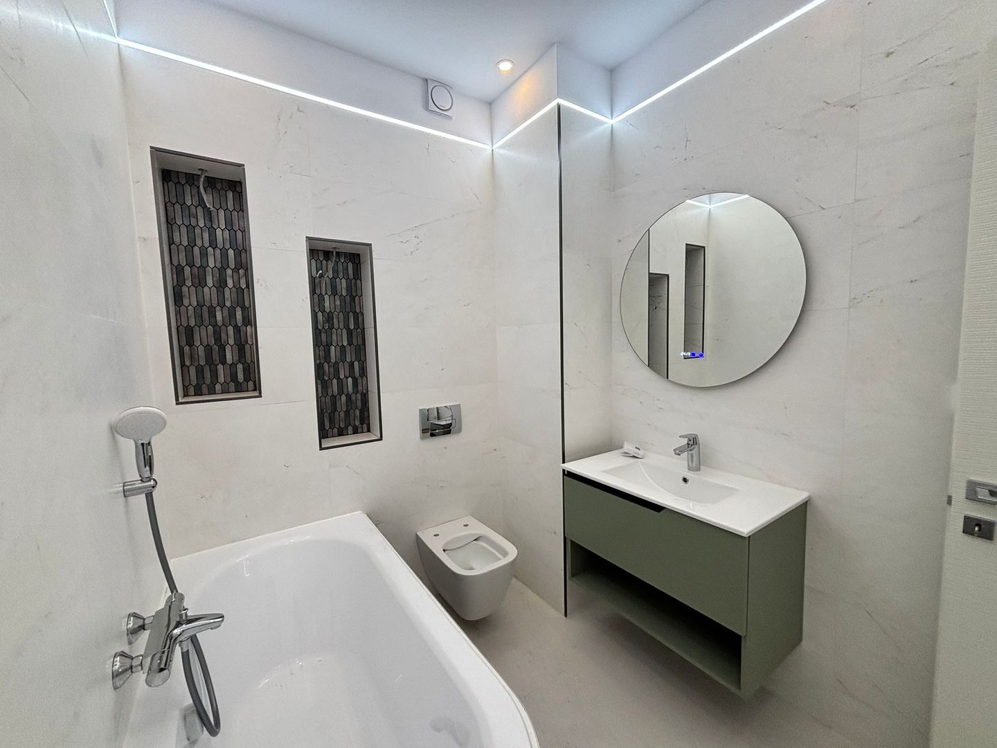 apartament 3  Camere I Terasa 80mp I Loc Parcare - Poză 5