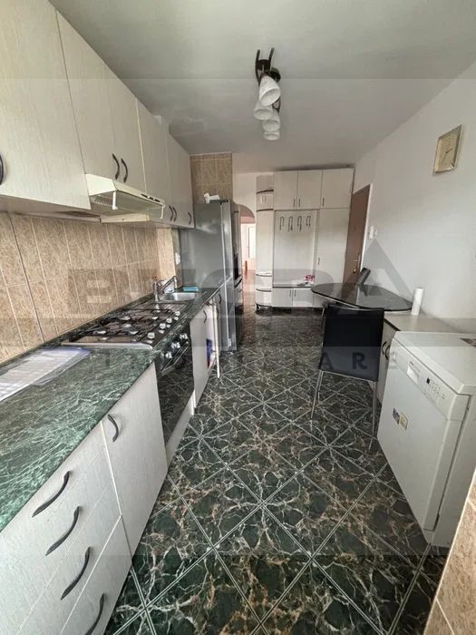 Apartament cu 4 camere, 76 mp, decomandat,  zona Piata Flora - Poză 1