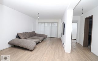 Soluție Locativă pentru Firme: Vilă cu Capacitate Mare în Ciorogarla - Poză 5