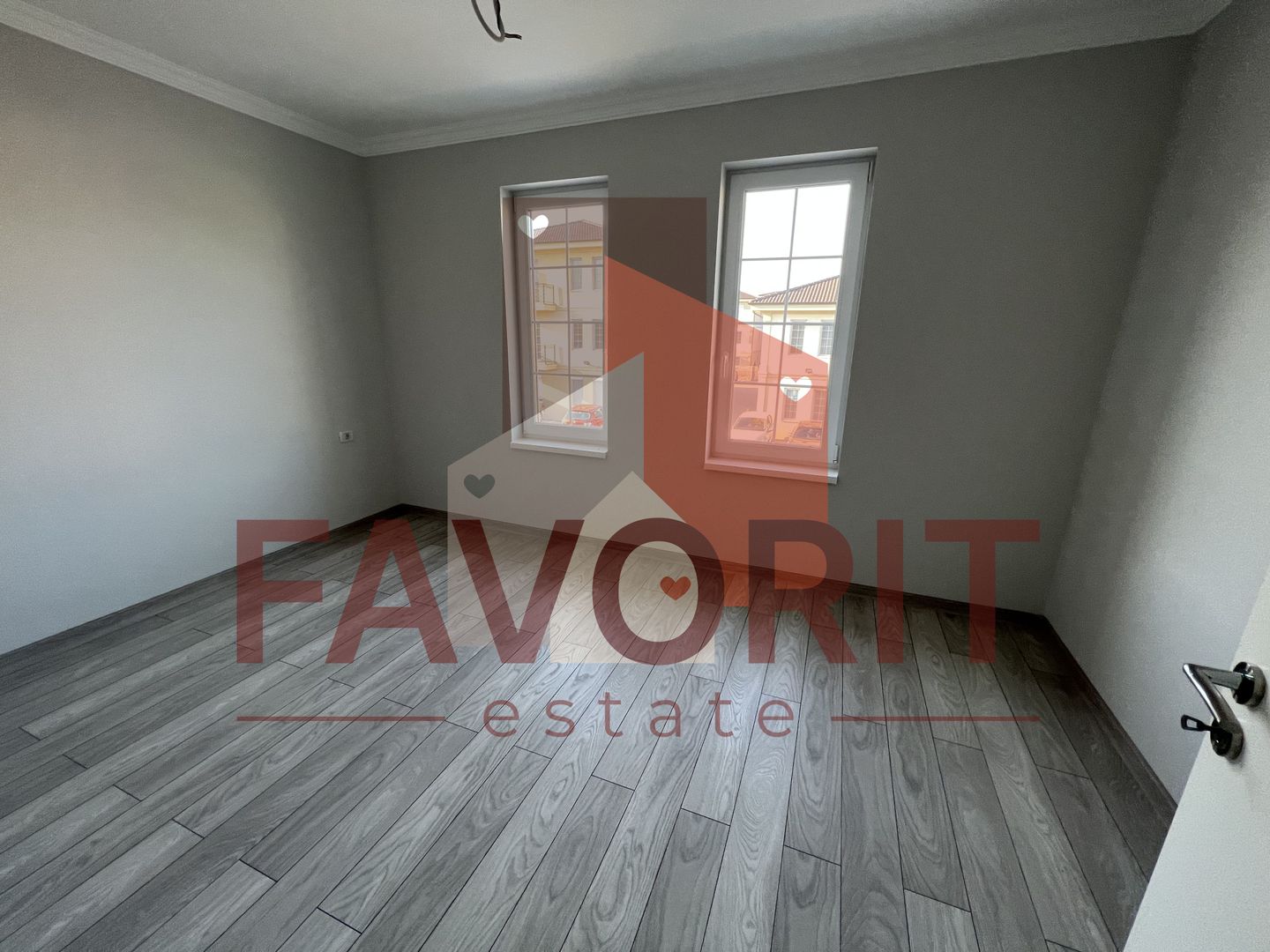 Etaj 2. Decomandat. Finisaje superioare - Poză 10