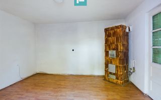 Casă cu 4 camere de vânzare în Sega - Poză 5