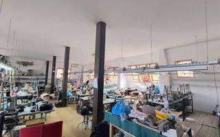 Clădire multifuncțională de vânzare – comerț, birouri și producție. - Poză 3