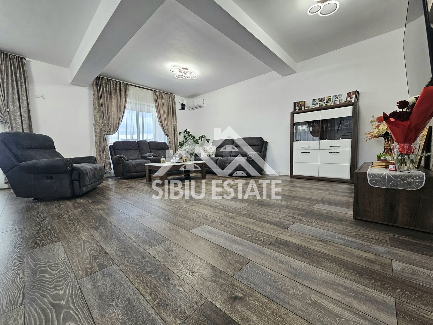 Casa 4 camere Sibiu dotari bune, pivnita, terasa - Poză 17