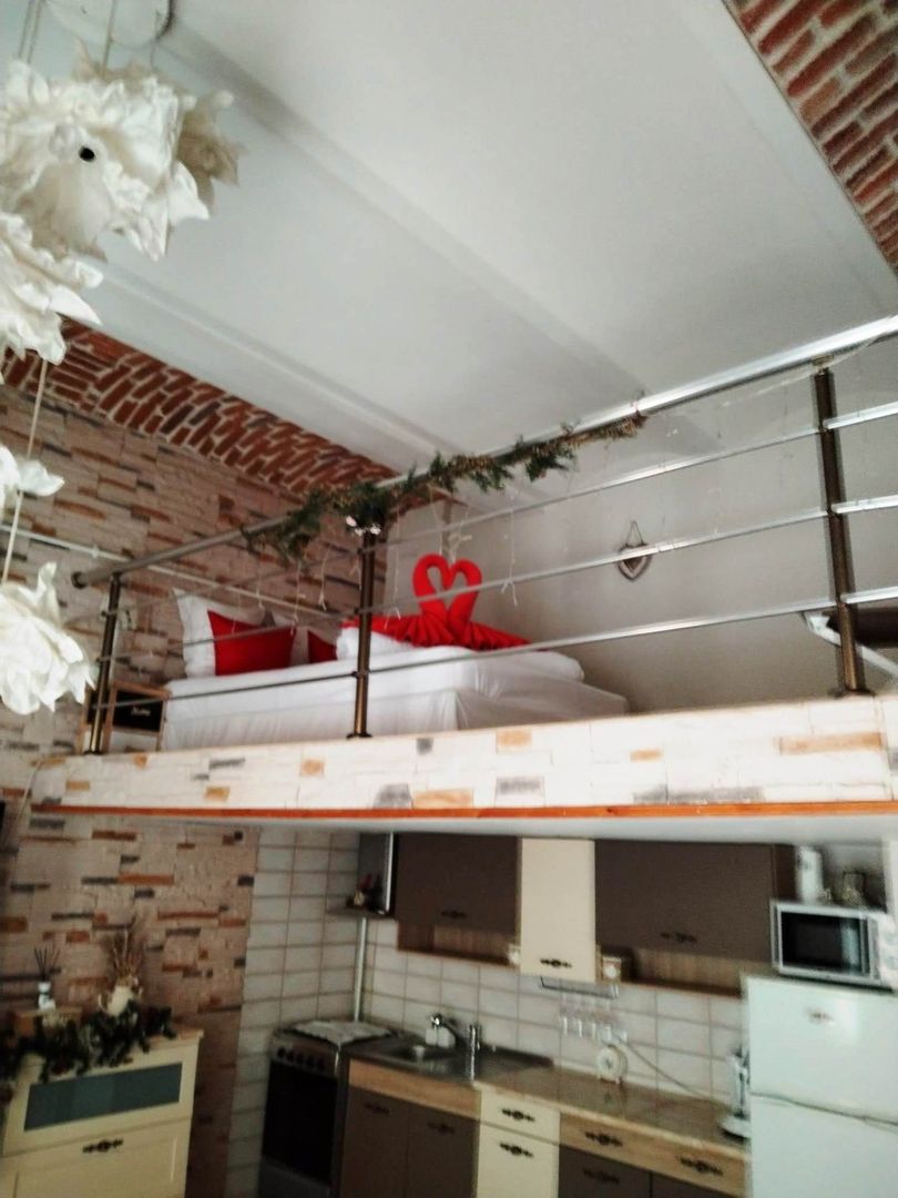 Studio renovat mobilat si utilat,Brasov,centrul istoric - Poză 16