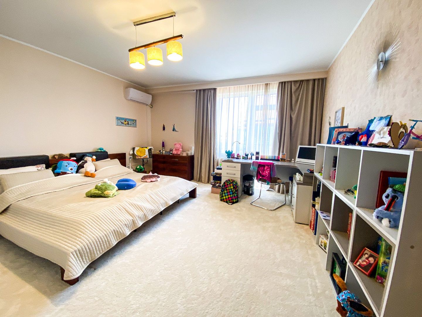 Refugiu Modern în Natură – Vilă Premium cu Design Contemporan - Poză 22