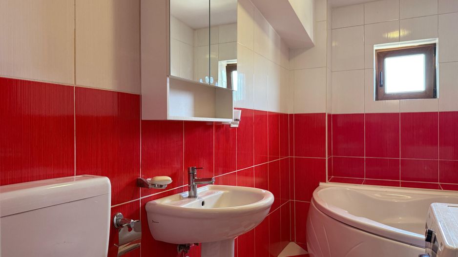 Apartament spațios cu 3 camere | 2 băi | Dressing | Otopeni - Poză 9