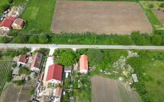 Teren Intravilan de 3,090 mp în Cuvin - Poză 7
