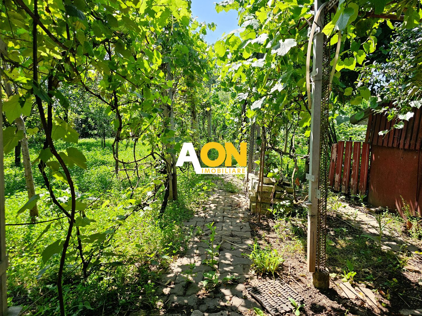 Casa cu 2 corpuri de cladire, 744 mp teren, toate utilitatile, Micesti - Poză 4