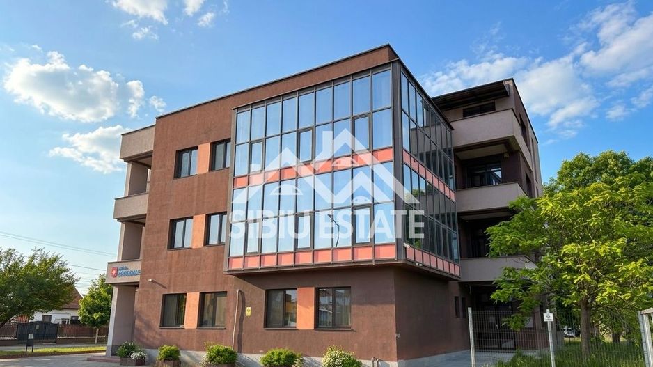 Spatiu modern de birouri 335 mp etaj 1 Sibiu zona Milea - Poză 2