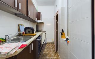 Casă individuală cu 4 camere, zonă centrală - Poză 18