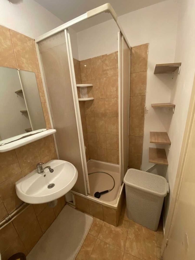 Apartament 1 camera- decomandat -etaj 2-Zona Medicinei - Poză 4