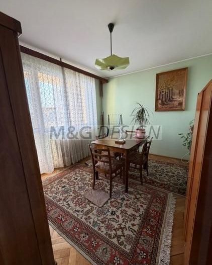 Apartament 3 camere  in zona centrala - Poză 3