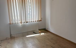 Apartament 4 camere central - Poză 3