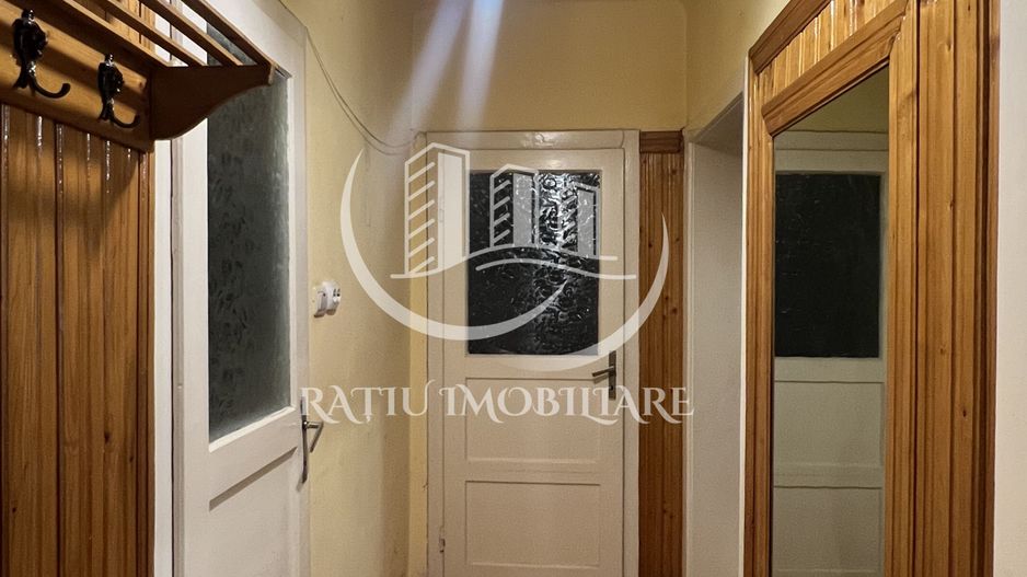 Apartament cu 2 camere | Parcare Supraterana | etajul 1 | Central | Oradea - Poză 3