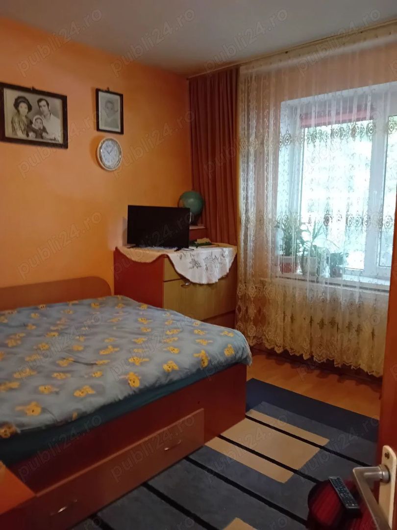 APARTAMENT 3 CAMERE DECOMANDAT 2 BAI BLOC 1980 UVERTURII - Poză 6