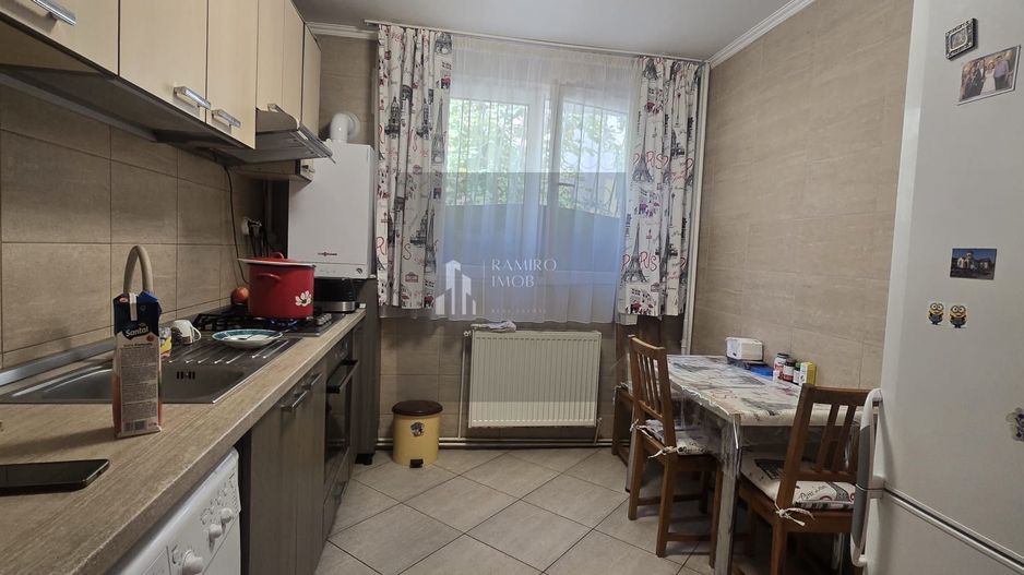 3 camere 5 minute METROU 1 DECEMBRIE/decomandat/centrala - Poză 5