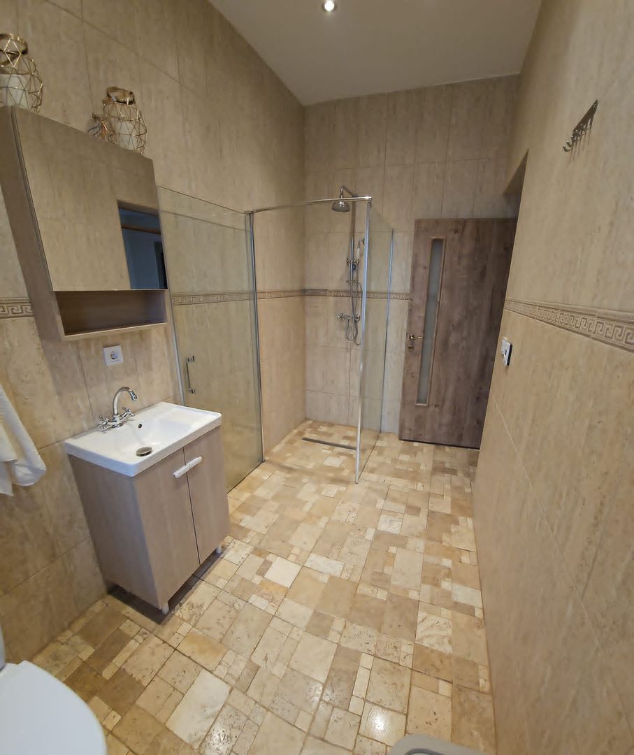 Vila individuala la 30 km de Timișoara - Poză 19