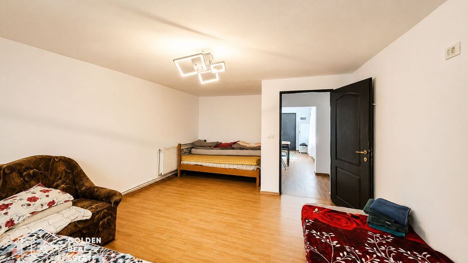 Casa cu 2 corpuri de cladire, oras Lipova - Poză 7