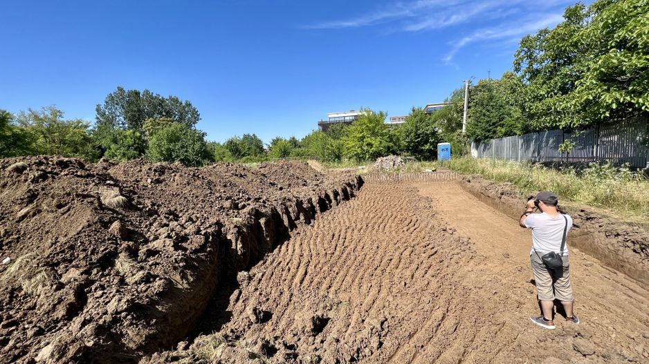 Teren 6000 mp pozitie deosebita lacul Baneasa adancime 140 m - Poză 11