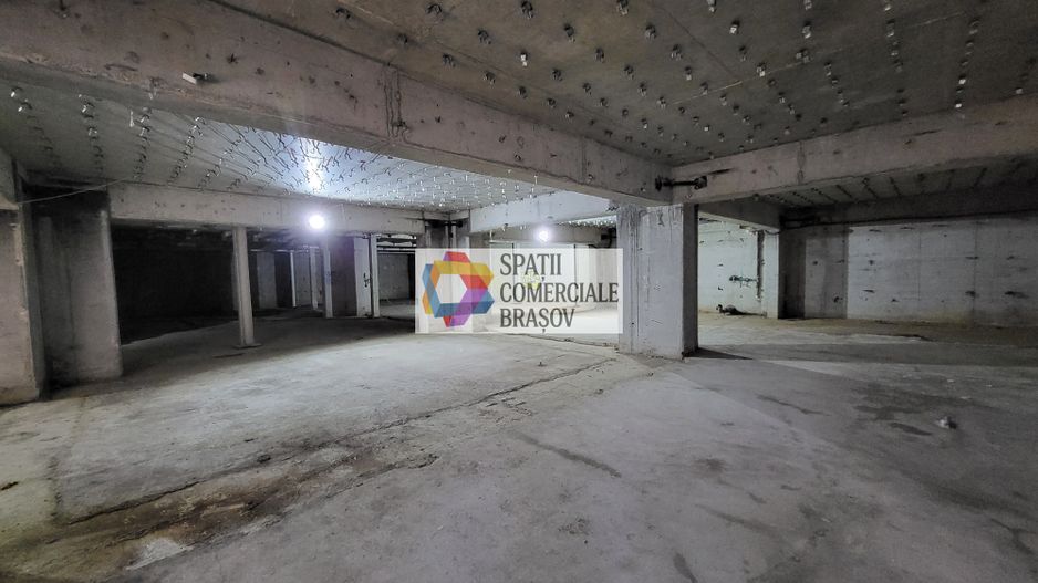 Clădire mixta -3600 mp - Poză 24