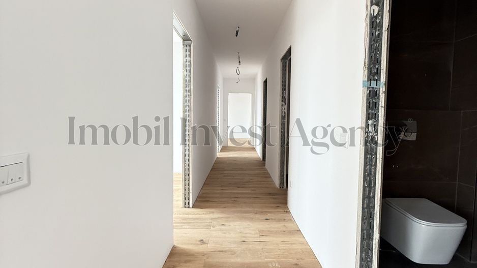 Apartament 4 camere de vanzare Pipera in bloc cu vedere la lac - Poză 18