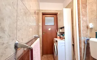 De Vanzare Apartament 2 Camere  zona Magheru - Poză 12
