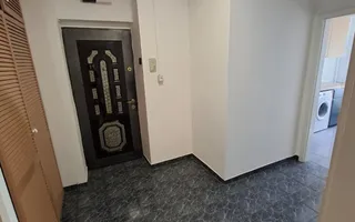Medicina, etaj 3, CENTRALA, renovat recent - Poză 11