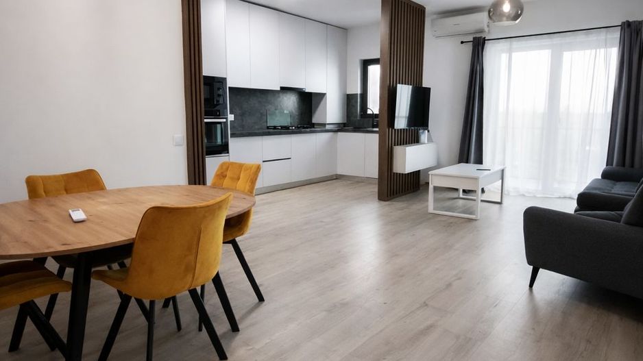 Apartament Premium 2 camere Unirii ( Casa Galbena) et2, loc de parcare - Poză 1