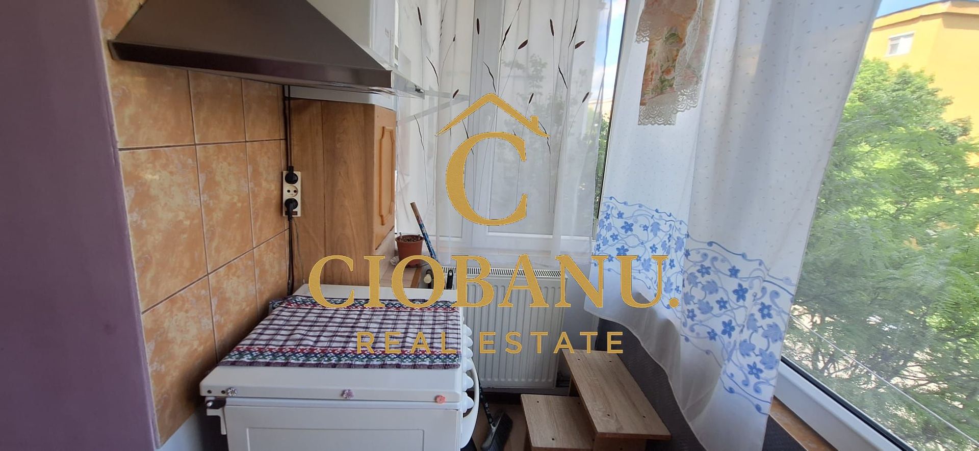 APARTAMENT DE VANZARE ETAJ 2/4 DECOMANDAT ZONA 1 MAI - Poză 7