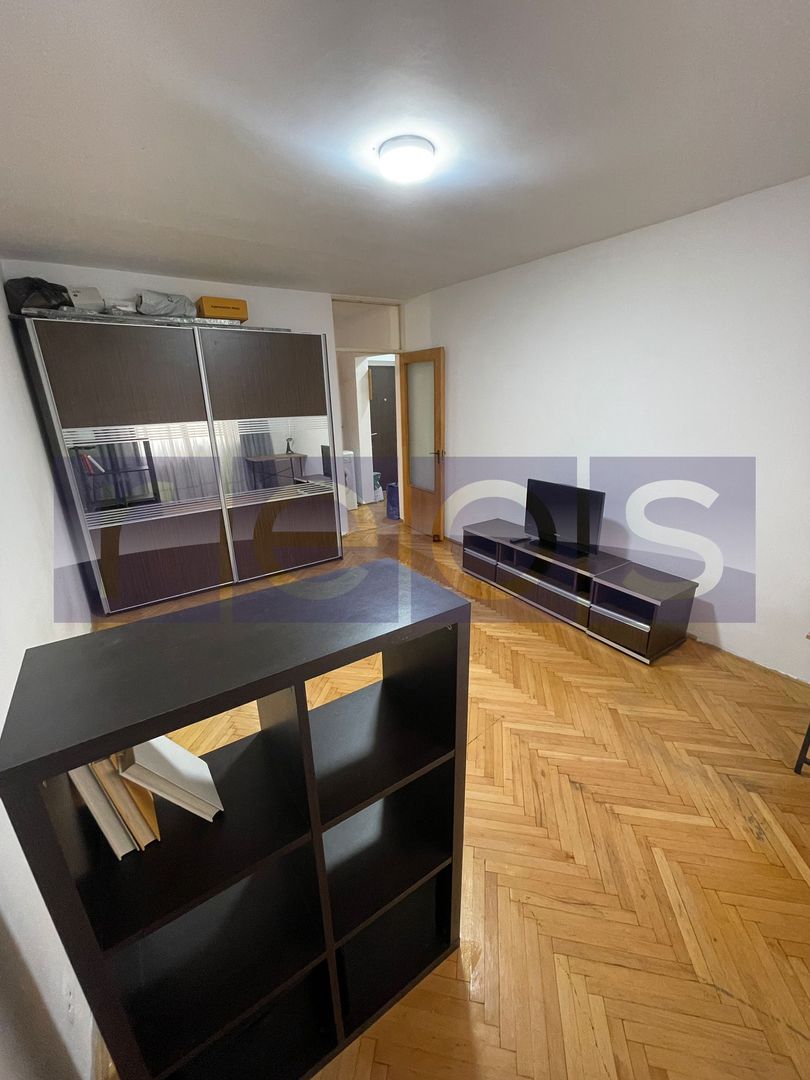 VANZARE GARSONIERA | ZONA DRISTOR - Poză 1