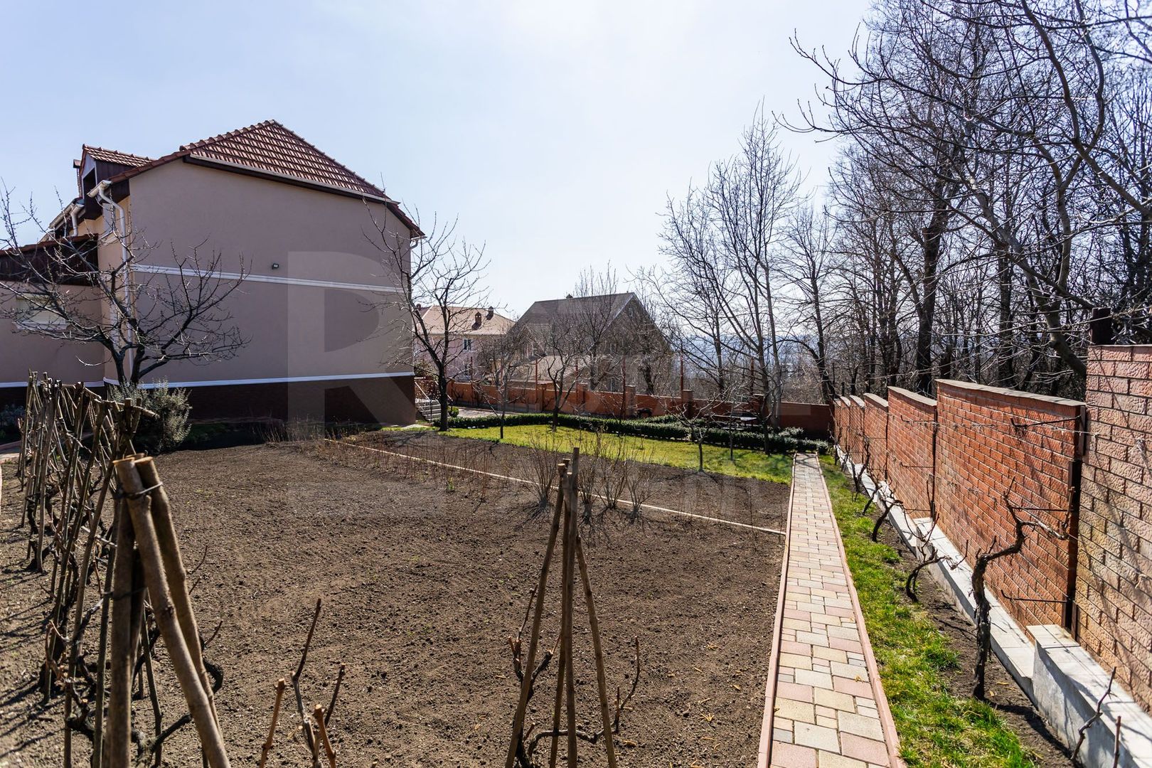 Vânzare, casă, 3 nivele, 200 mp + 10 ari, str. Gura Văii, Rîșcani - Poză 39